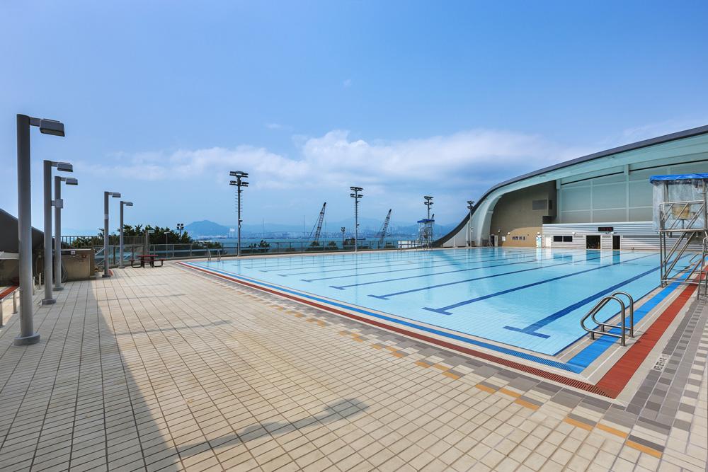 Kennedy town swimming pool Hong Kong 4
